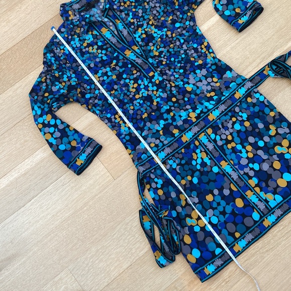 BCBG MAXAZRIA Retro Style Dress - Picture 10 of 14